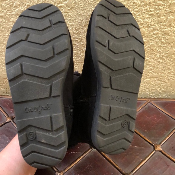 Cat & Jack Girls Fur Boots - Picture 5 of 6